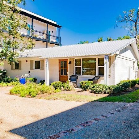 Downtown Fairhope Cottage Экстерьер фото