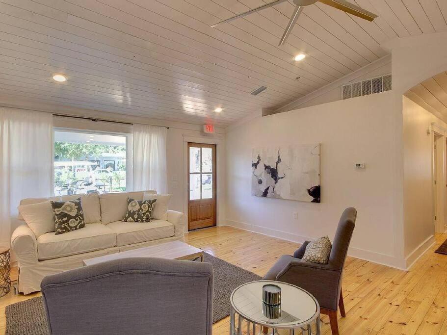 Downtown Fairhope Cottage Экстерьер фото